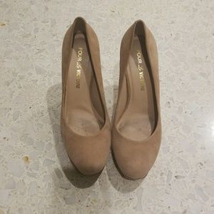 Pour La Victoire Heel Suede